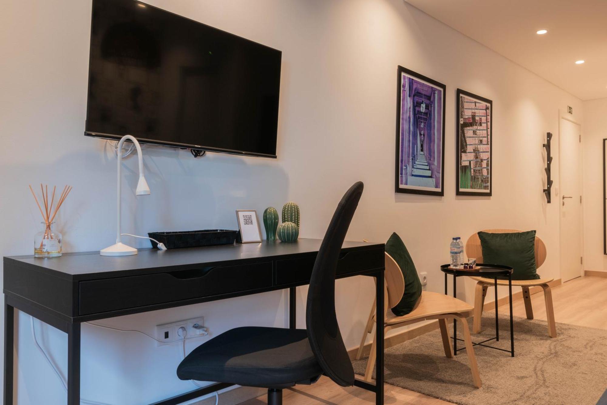 Bed and Breakfast 7Min To Uni Se-Velha - Ac - Work Desk - 300Mbs Wifi Coimbra Exterior foto